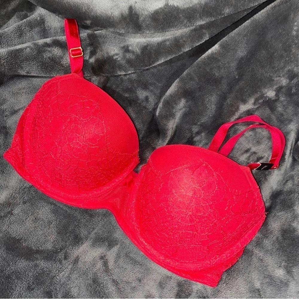 balconette VS bra (NWT) *32DD*